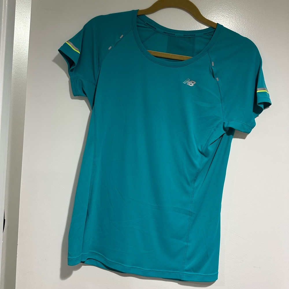 New Balance t shirt